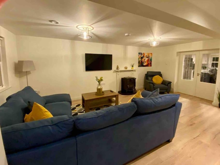 Modern Family Home Castleisland Buitenkant foto