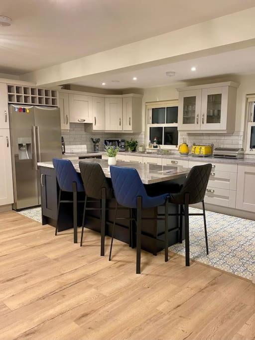Modern Family Home Castleisland Buitenkant foto